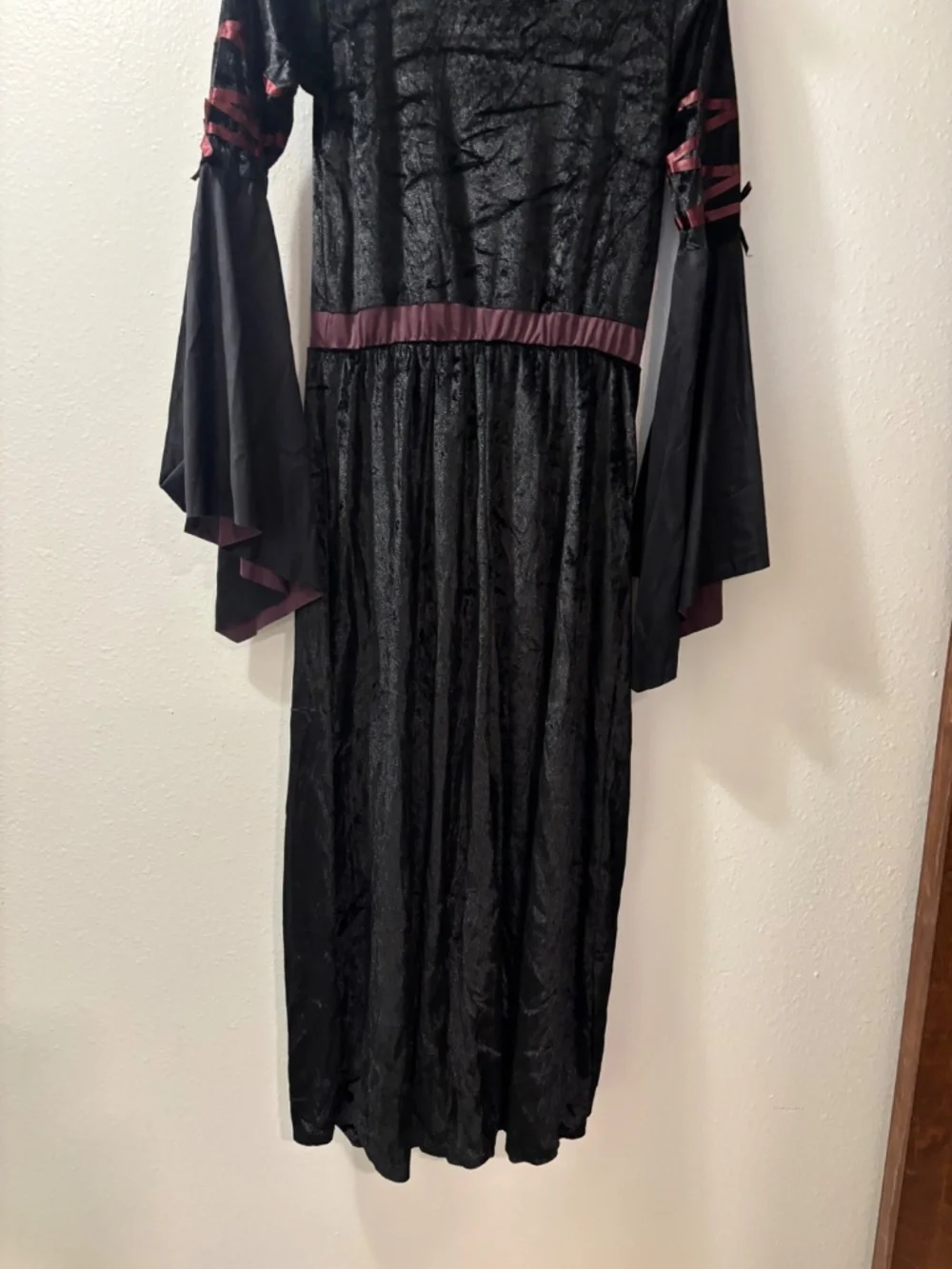 Spooktacular Creations Halloween Girls Royal Vampire Costume Sz XL